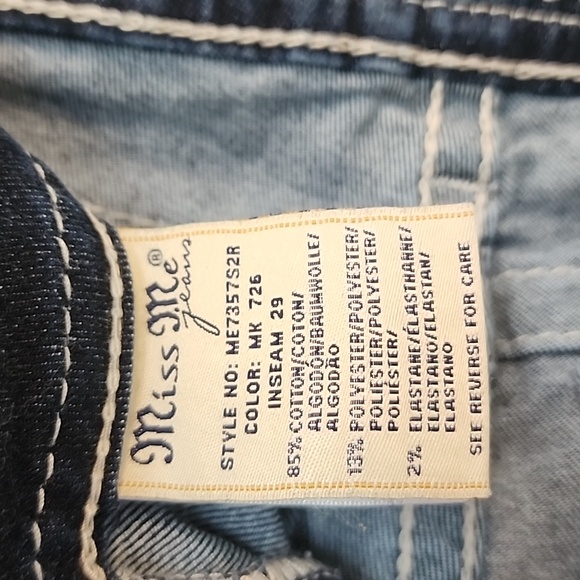 EUC Miss Me Jeans Mid-Rise Skinny Distressed Embellished 27 Color Med/Dark MK726 - Picture 7 of 9